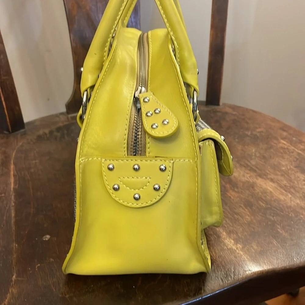 Nicole Miller Collection lime green black with silver stud purse travel career